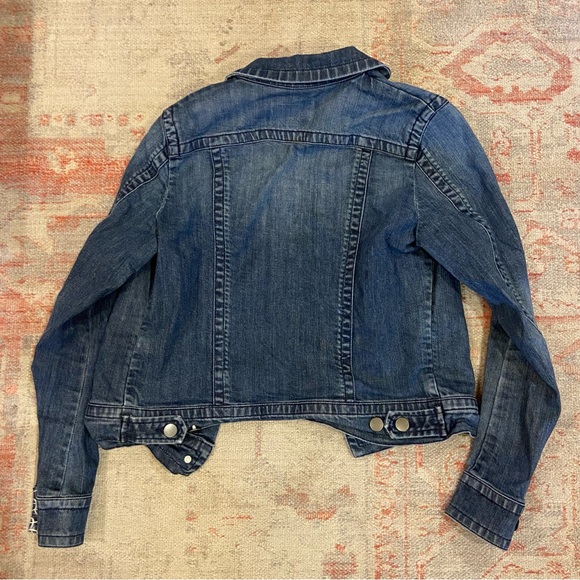 Banana Republic Denim Jacket With Cute Cuff Detail Inside - Picture 4 of 4